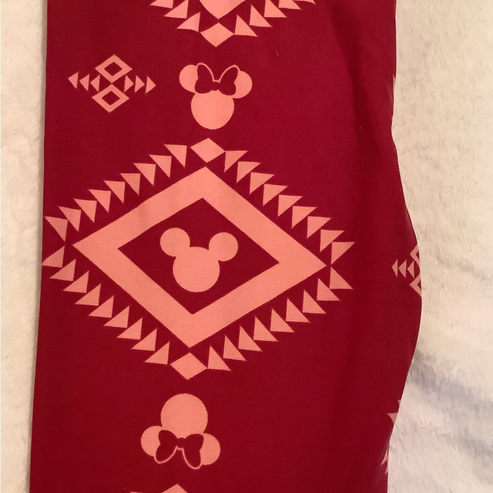 LuLaRoe Disney leggings - OS